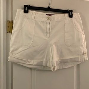 GUC Vineyard vines white shorts | Sz 14